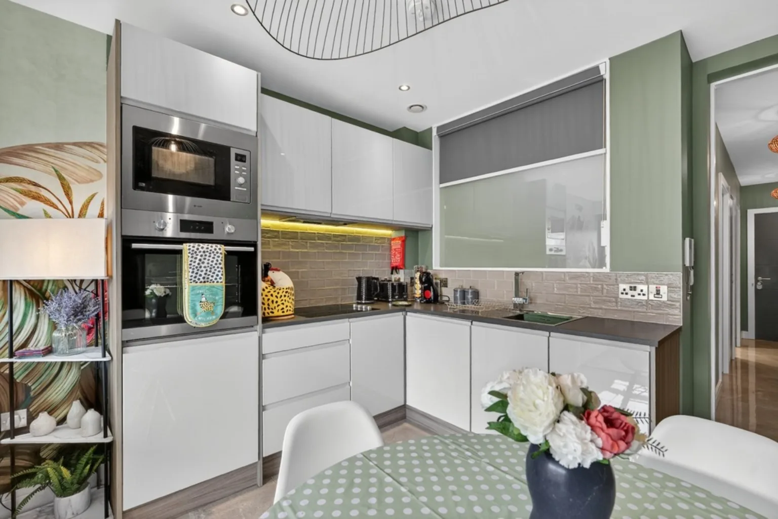 Fully equipped modern kitchen